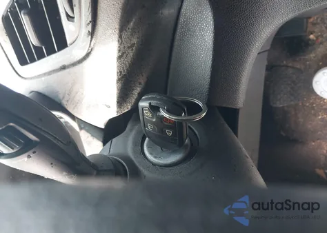 2019 Ford Fiesta Se z USA, uszkodzony, nr VIN 3FADP4BJ6KM130722